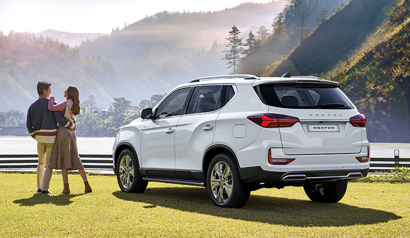 小改款《SsangYong Rexton》正式發表 把廠徽遮住你能認出它是誰嗎？