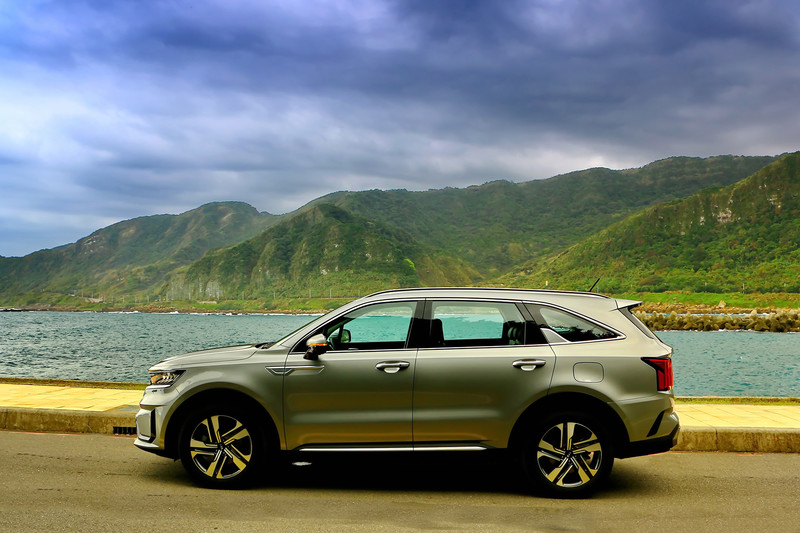 《Kia Sorento 2.2》七人座SUV(一)為何近8成買家選六座?全景天窗 彩蛋在最後! 《Kia Sorento 2.2》七人座SUV(一)為何近8成買家選六座?全景天窗 彩蛋在最後!