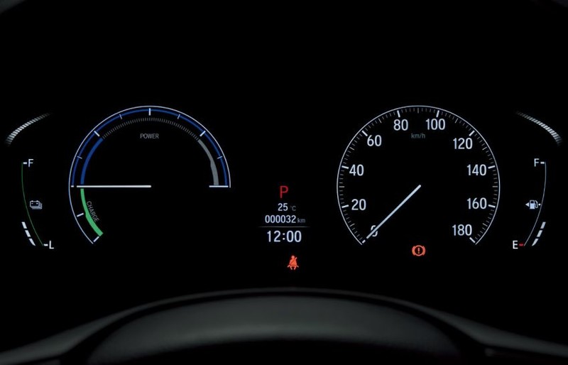 睽違7年首次亮相！《Honda Odyssey》日規版96萬元起 用手滑車門就會開 