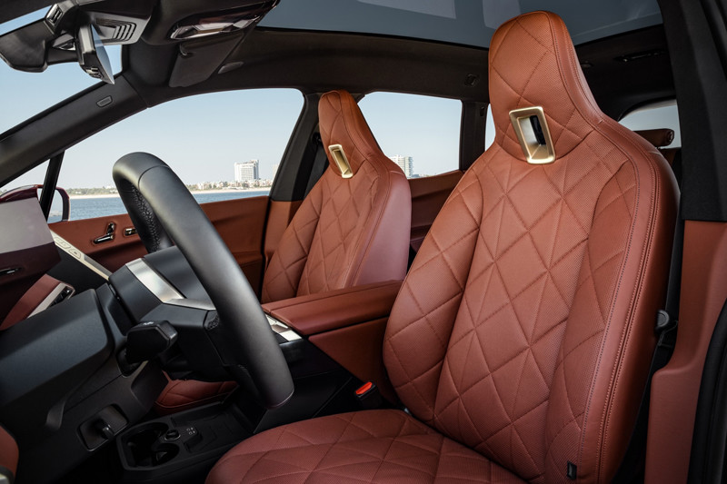 2022年初導入《BMW iX》要讓你驚豔的絕對不只鼻孔