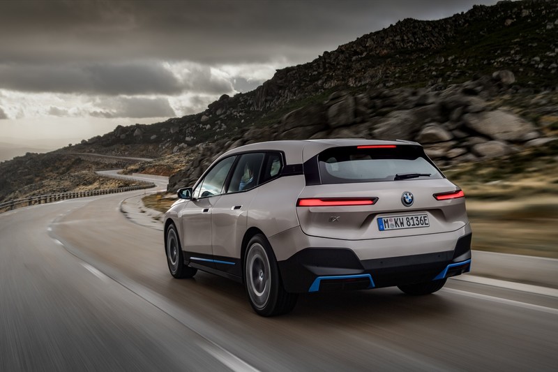 2022年初導入《BMW iX》要讓你驚豔的絕對不只鼻孔
