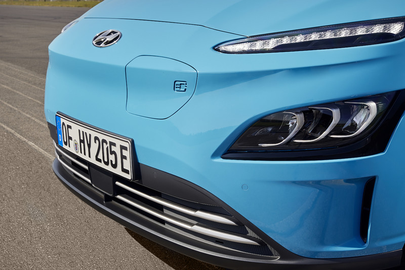 小改款《Hyundai Kona Electric》歐洲亮相 變臉後是不是更有型呢？