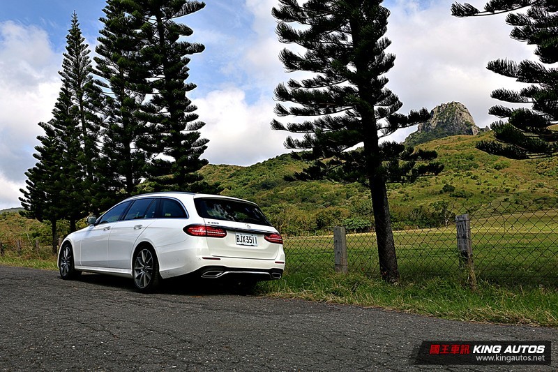 《Mercedes-Benz E300 Estate 運動版》小改款試駕︱大器舒適的科技旅行車! 《Mercedes-Benz E300 Estate 運動版》小改款試駕︱大器舒適的科技旅行車!