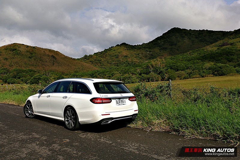 《Mercedes-Benz E300 Estate 運動版》小改款試駕︱大器舒適的科技旅行車! 《Mercedes-Benz E300 Estate 運動版》小改款試駕︱大器舒適的科技旅行車!