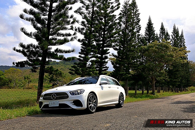《Mercedes-Benz E300 Estate 運動版》小改款試駕︱大器舒適的科技旅行車! 《Mercedes-Benz E300 Estate 運動版》小改款試駕︱大器舒適的科技旅行車!