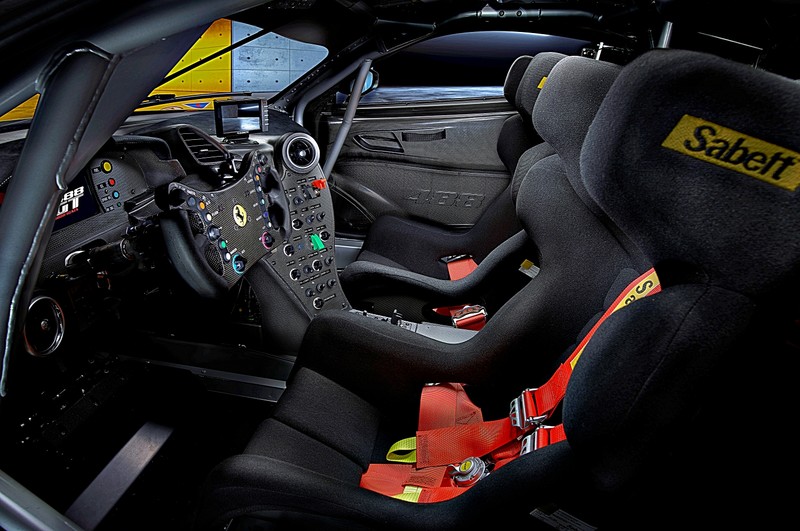 純競技式樣！《Ferrari 488 GT Modificata》限量版賽車現身