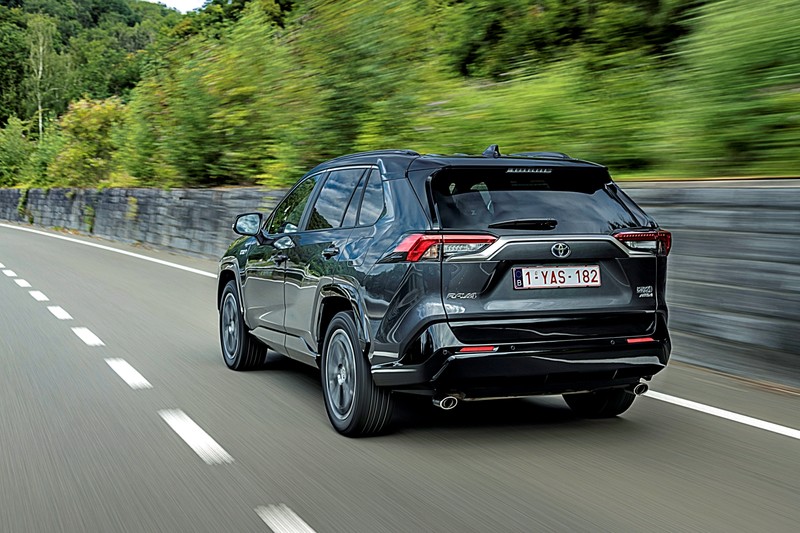 EV純電可跑75km！《Toyota RAV4 PHV》英國接單上市 零百加速僅6.0秒