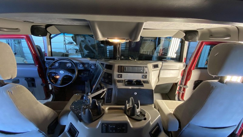 誰說悍馬只能上戰場?《Hummer H1》變身破百萬的露營車 遊山玩水也沒問題 誰說悍馬只能上戰場?《Hummer H1》變身破百萬的露營車 遊山玩水也沒問題
