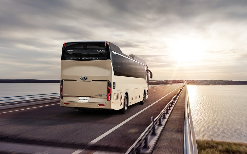誰說我名字怪？超貼心《Kia Granbird》讓你搭巴士也能安心防疫