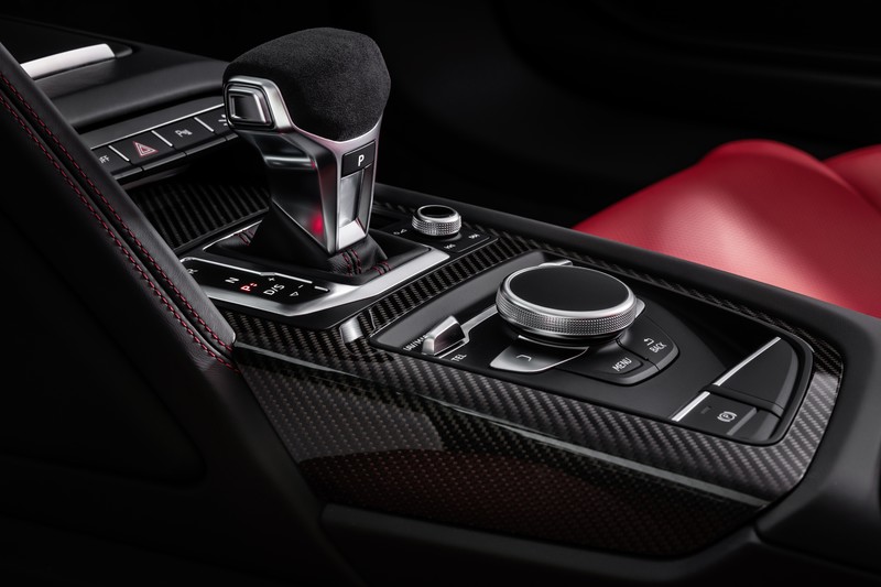 你說《Audi R8》已經夠帥了？先瞧瞧限量30部的《Panther Edition》再決定