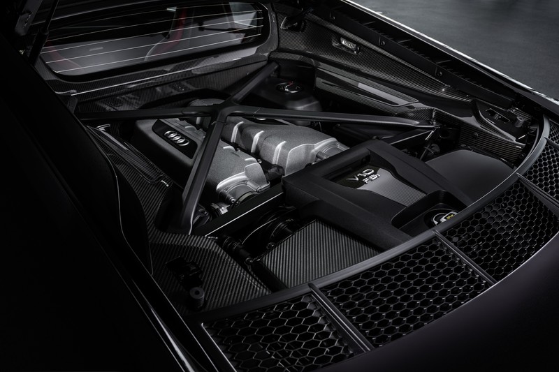 你說《Audi R8》已經夠帥了？先瞧瞧限量30部的《Panther Edition》再決定