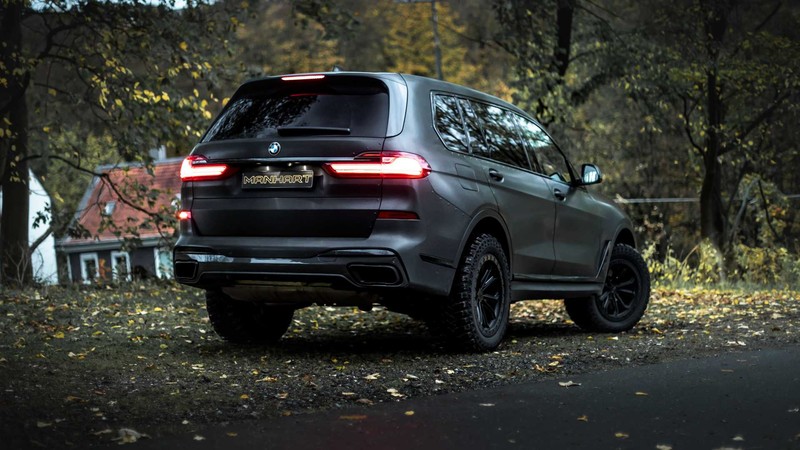《BMW X7 Dirt Edition》換裝鉚釘皮大衣 你沒看過的越野裝甲SUV