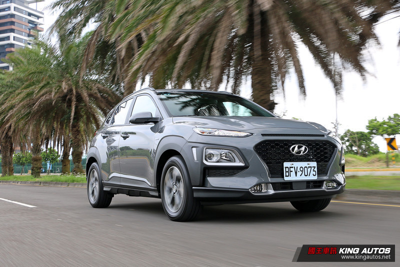 國王駕道︱既然要買油電車,何不先來感受《Hyundai Ioniq Hybrid》的滿滿誠意 國王駕道︱既然要買油電車,何不先來感受《Hyundai Ioniq Hybrid》的滿滿誠意