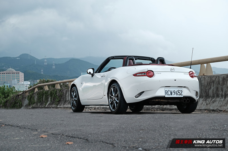 國王駕道︱最想收到的聖誕禮物:《Mazda MX-5》100週年紀念款 國王駕道︱最想收到的聖誕禮物:《Mazda MX-5》100週年紀念款