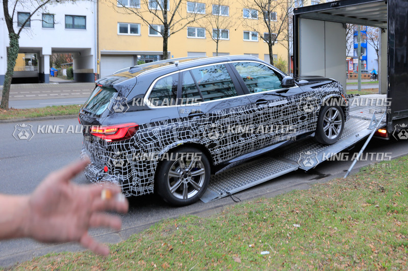 小改款《BMW X5》還不想被看光光 出來偷拍總有被抓包的一天 小改款《BMW X5》還不想被看光光 出來偷拍總有被抓包的一天