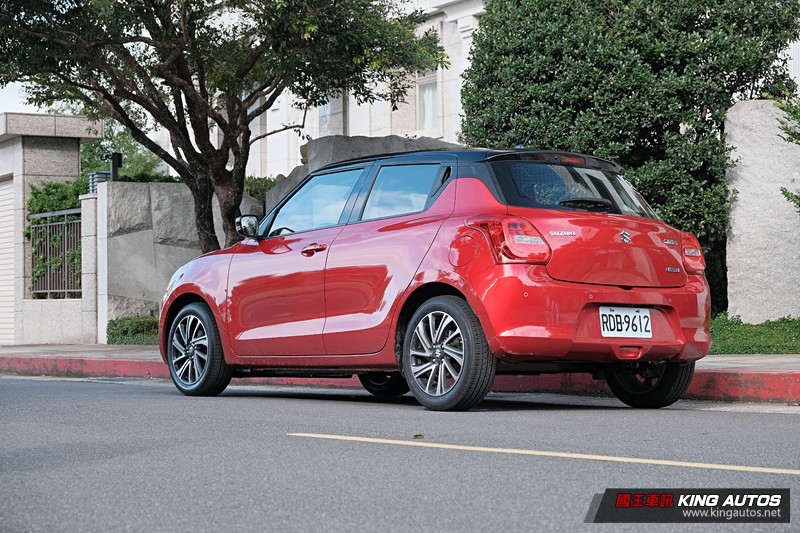 小公主上路︱《Suzuki Swift》換電更溫柔,比起冒險更想陪妳過生活 小公主上路︱《Suzuki Swift》換電更溫柔,比起冒險更想陪妳過生活
