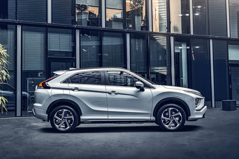 小改《Mitsubishi Eclipse Cross》1月7日發表|升級512L大行李廂!日本進口前驅、四驅雙規格106.9萬起 小改《Mitsubishi Eclipse Cross》1月7日發表|升級512L大行李廂!日本進口前驅、四驅雙規格106.9萬起