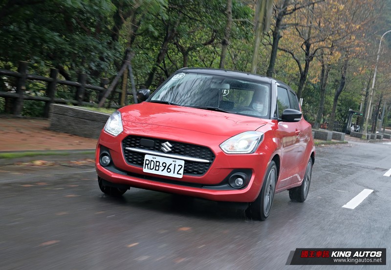 小公主上路︱《Suzuki Swift》換電更溫柔,比起冒險更想陪妳過生活 小公主上路︱《Suzuki Swift》換電更溫柔,比起冒險更想陪妳過生活