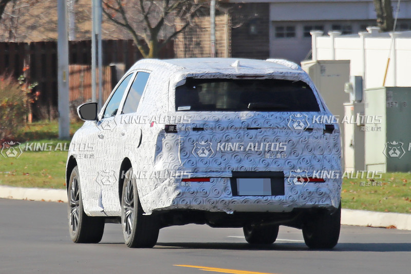 全新《Infiniti QX60》再度落網 不只偽裝少了內在美也首度曝光 全新《Infiniti QX60》再度落網 不只偽裝少了內在美也首度曝光