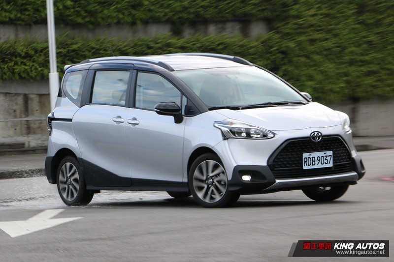 高了兩公分 舒適度大加分《Toyota Sienta Crossover》七人座試駕 高了兩公分 舒適度大加分《Toyota Sienta Crossover》七人座試駕