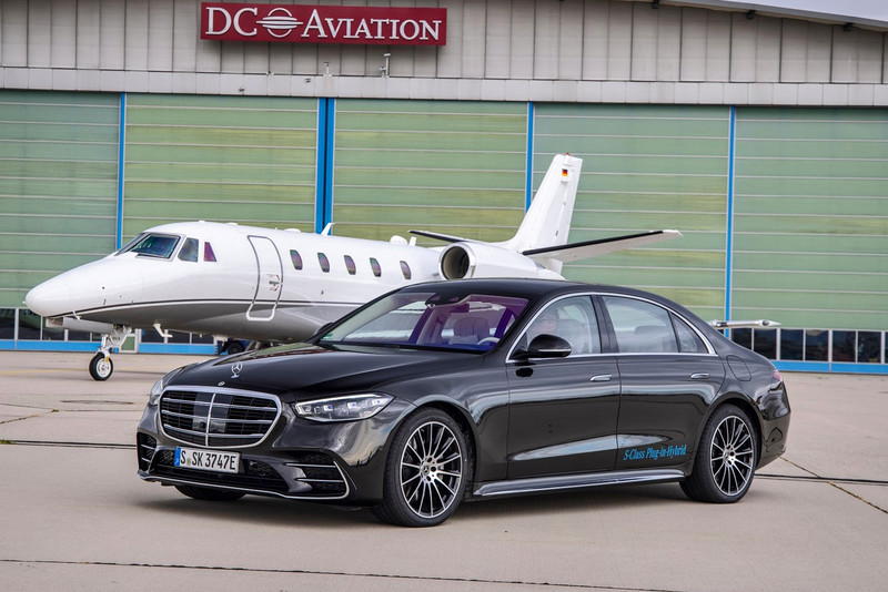 2020年12月《進口豪華品牌銷售排行》|《BMW 5系列》超越《賓士E-Class》|《M-Benz GLC》十拿九穩 2020年12月《進口豪華品牌銷售排行》|《BMW 5系列》超越《賓士E-Class》|《M-Benz GLC》十拿九穩