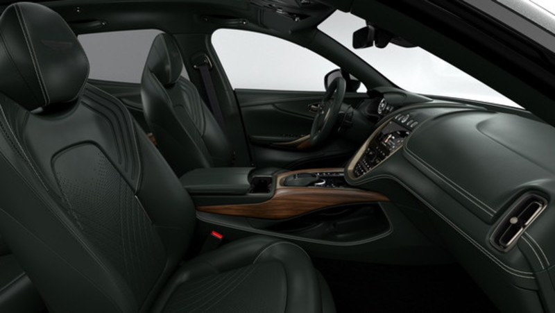 汽車和建築的頂尖結合！買房就送《Aston Martin DBX》 每個細節都充滿奢華高貴