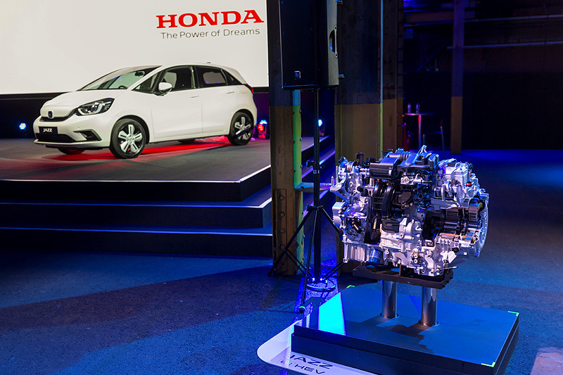 《Fit》越野風上身《N-Van》變身露營小餐車 《Honda》公布東京改裝展參展作品 《Fit》越野風上身《N-Van》變身露營小餐車 《Honda》公布東京改裝展參展作品