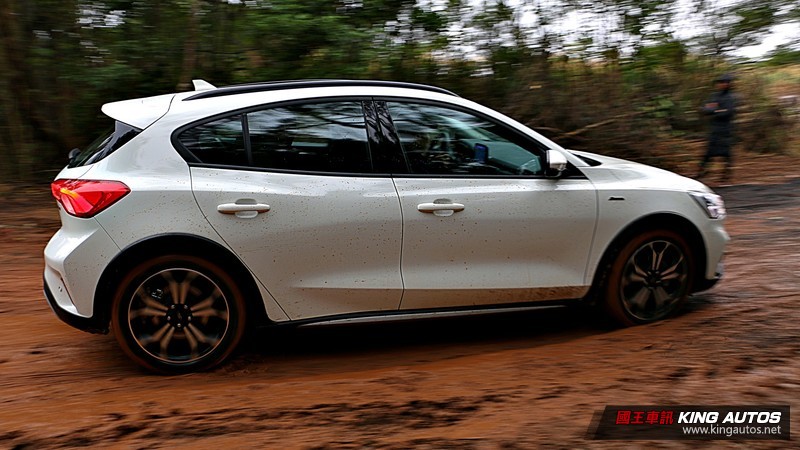 《Ford Focus Active》任性版試駕︱絕對不容小覷的輕越野實力! 《Ford Focus Active》任性版試駕︱絕對不容小覷的輕越野實力!