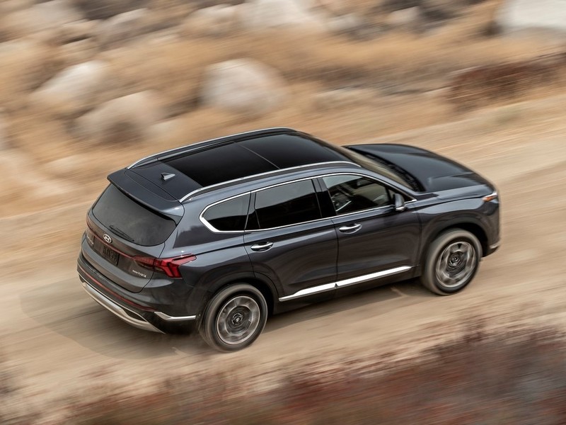 《Hyundai Santa Fe》獲美國《消費者雜誌》評選為車主最滿意車款 台灣預計上半年導入小改款車型 《Hyundai Santa Fe》獲美國《消費者雜誌》評選為車主最滿意車款 台灣預計上半年導入小改款車型