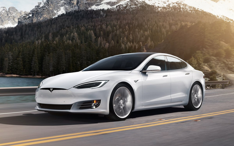 入門款《Porsche Taycan》售價公布358萬起 直接切入《Tesla Model S》價格帶 入門款《Porsche Taycan》售價公布358萬起 直接切入《Tesla Model S》價格帶