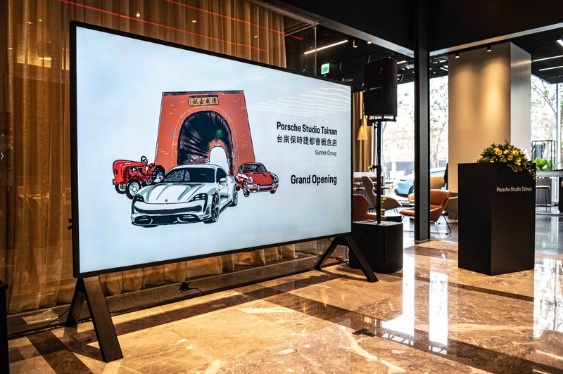 透過雲端喝到日本冠軍咖啡!《Porsche》台南都會概念店開幕 居然有吧台和更衣室 透過雲端喝到日本冠軍咖啡!《Porsche》台南都會概念店開幕 居然有吧台和更衣室
