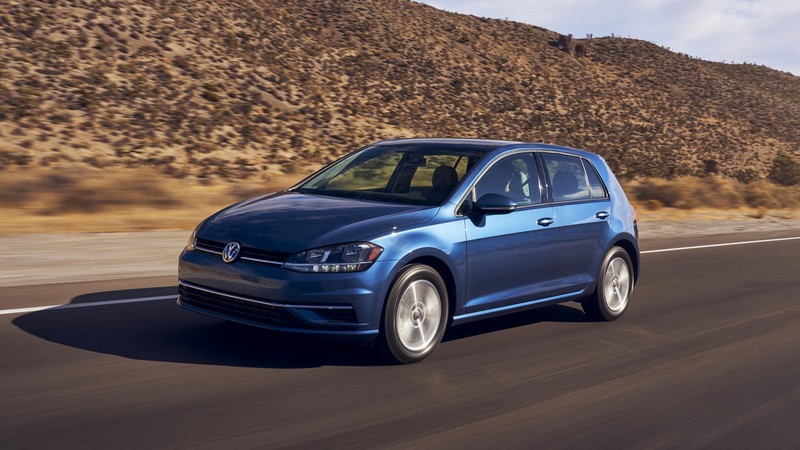 哭哭《Volkswagen Golf》標準版美國停售!未斷根?仍有八代《Golf R》《Golf GTI》最後二柱香! 哭哭《Volkswagen Golf》標準版美國停售!未斷根?仍有八代《Golf R》《Golf GTI》最後二柱香!