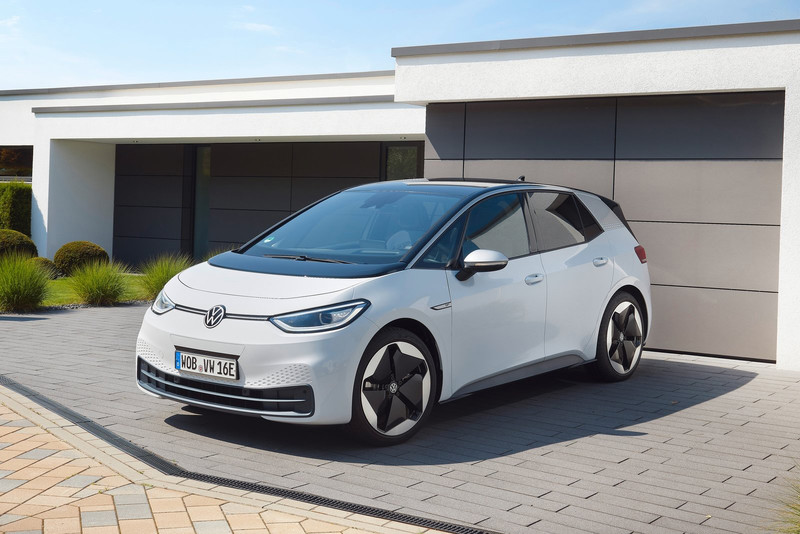 帥！《Cupra El-Born》今年問世 續航力500km 約3.5萬美金 VW德國工廠製造！2.9秒？