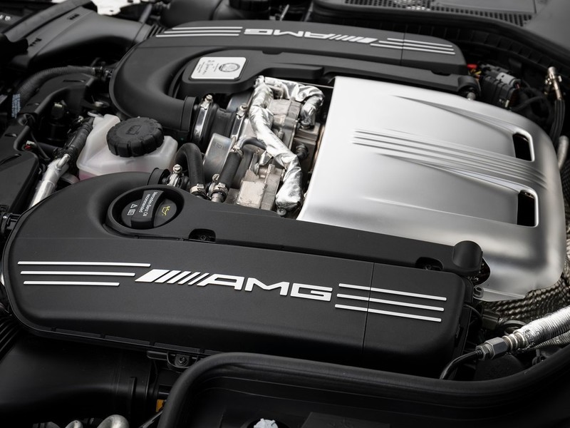 GT賽事封王 亞洲第一人 李勇德獲中華賓士贈《Mercedes-AMG C 63 S Coupé》 GT賽事封王 亞洲第一人 李勇德獲中華賓士贈《Mercedes-AMG C 63 S Coupé》