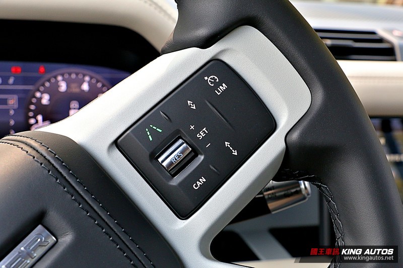 全新《Land Rover Defender 110 P300 HSE》試駕︱除了飛天遁地 幾乎無所不能! 全新《Land Rover Defender 110 P300 HSE》試駕︱除了飛天遁地 幾乎無所不能!