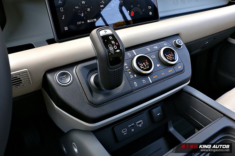 全新《Land Rover Defender 110 P300 HSE》試駕︱除了飛天遁地 幾乎無所不能! 全新《Land Rover Defender 110 P300 HSE》試駕︱除了飛天遁地 幾乎無所不能!