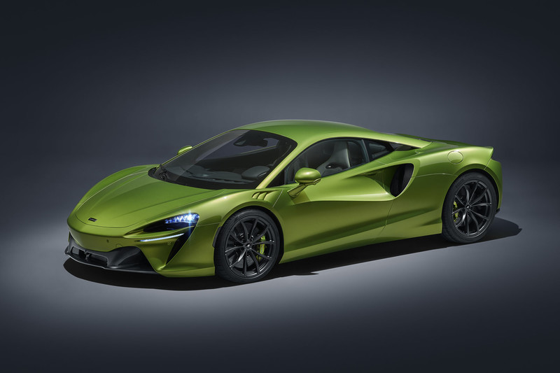 《McLaren》發表高性能油電超跑《Artura》 堅持輕量化後驅設定、綜效680匹純電可開30公里