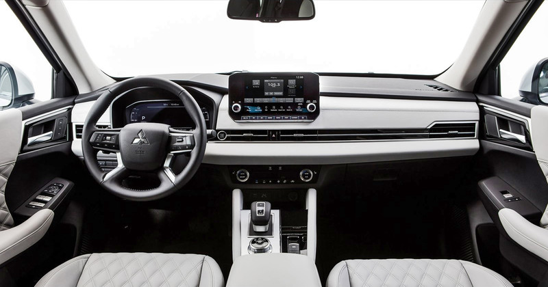 大改款《Mitsubishi Outlander》北美首發|智慧型ACC+車道維持+精緻內裝 大改款《Mitsubishi Outlander》北美首發|智慧型ACC+車道維持+精緻內裝