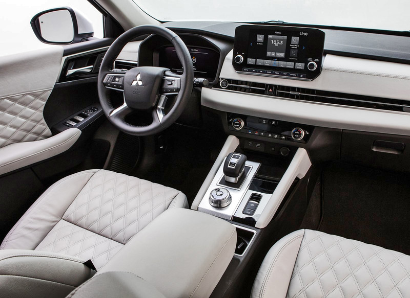 大改款《Mitsubishi Outlander》北美首發|智慧型ACC+車道維持+精緻內裝 大改款《Mitsubishi Outlander》北美首發|智慧型ACC+車道維持+精緻內裝