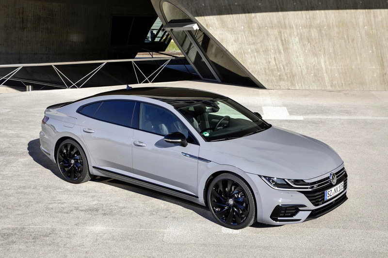 快背就是要帥!全新《Kia K8》和《Audi A7》您選哪一台? 快背就是要帥!全新《Kia K8》和《Audi A7》您選哪一台?
