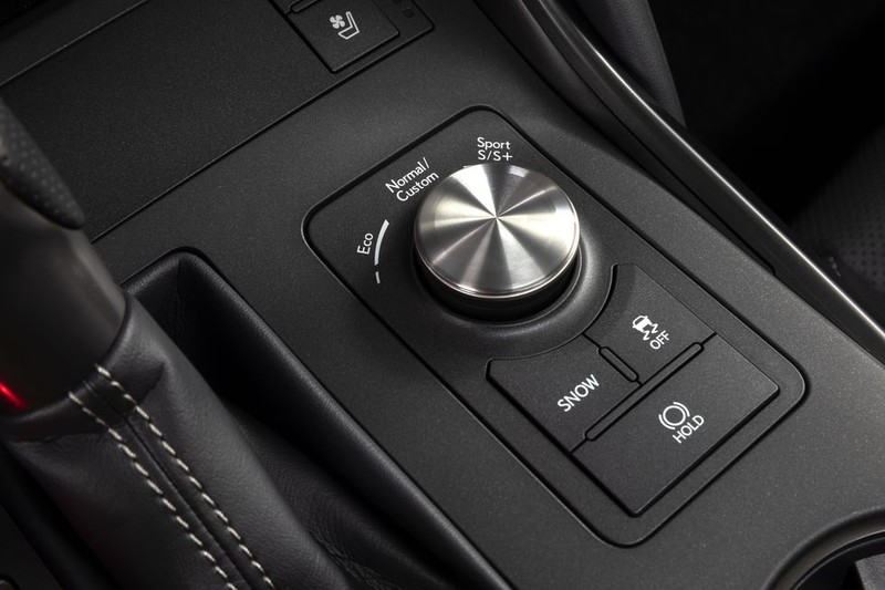 V8引擎回歸!《Lexus IS 500 F Sport Performance》終於亮相 將與《BMW M3》《AMG C63》 V8引擎回歸!《Lexus IS 500 F Sport Performance》終於亮相 將與《BMW M3》《AMG C63》