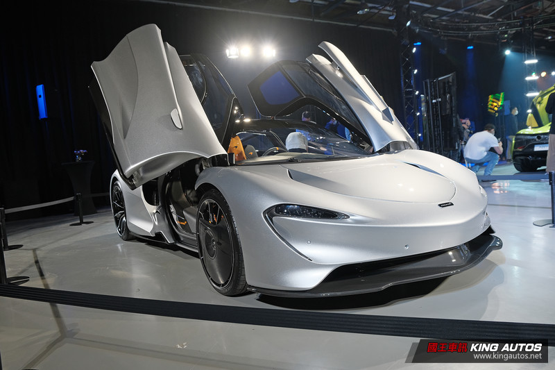 680匹油電超跑《McLaren Artura》接單價1280萬起 一旁還有1.5億限量超跑絕美現身 680匹油電超跑《McLaren Artura》接單價1280萬起 一旁還有1.5億限量超跑絕美現身