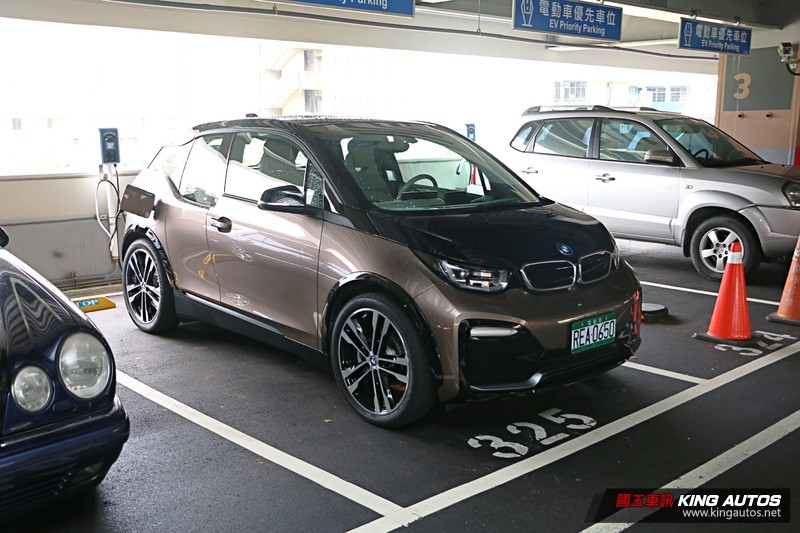 北市電動車停車格費率將調漲 柯:回家充 北市電動車停車格費率將調漲 柯:回家充