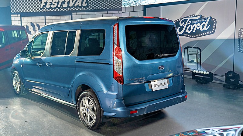 104.8萬元起! 《Ford Tourneo Connect》進口7人座旅玩家 全車系標配ACC上市 104.8萬元起! 《Ford Tourneo Connect》進口7人座旅玩家 全車系標配ACC上市