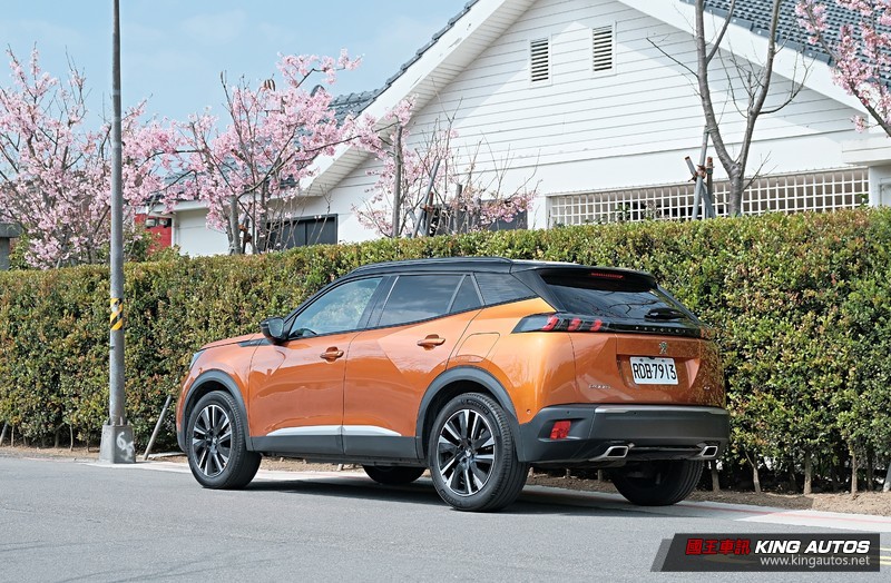 小公主上路︱《Peugeot 2008》壞帥法籍小獅王,給妳剛剛好的浪漫與霸氣 小公主上路︱《Peugeot 2008》壞帥法籍小獅王,給妳剛剛好的浪漫與霸氣
