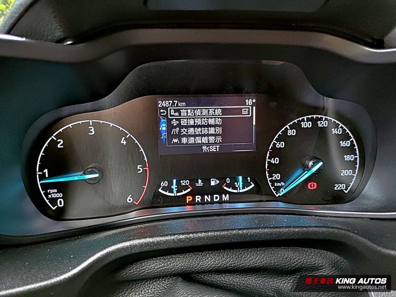 《Ford Tourneo Connect》玩咖版試駕︱獨樂樂也可、眾樂樂也行,還有完善安全配備! 《Ford Tourneo Connect》玩咖版試駕︱獨樂樂也可、眾樂樂也行,還有完善安全配備!