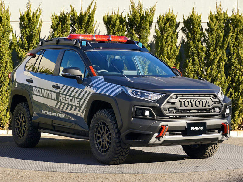 玩真的?《Toyota RAV4》山難搜救車 頂部暗藏《無人機》外型其實很帥氣! 玩真的?《Toyota RAV4》山難搜救車 頂部暗藏《無人機》外型其實很帥氣!