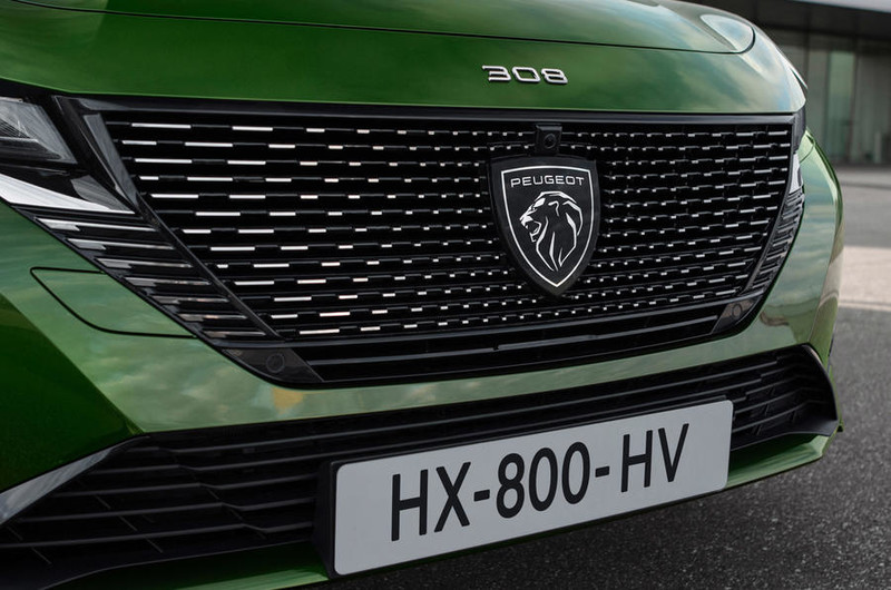法式鋼砲的那根不見了!新世代《Peugeot 308》定裝照搶先看 法式鋼砲的那根不見了!新世代《Peugeot 308》定裝照搶先看