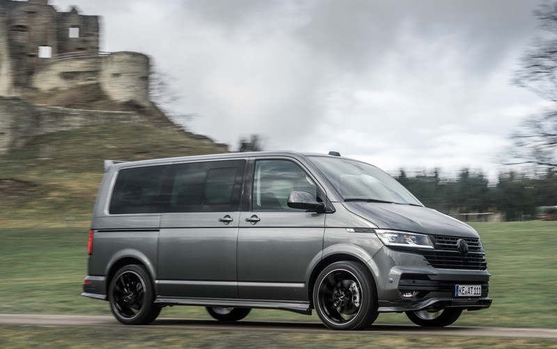 《Volkswagen T6.1》推出Sportline運動化車型 原廠幫你降車身、掛大包、改輪框 《Volkswagen T6.1》推出Sportline運動化車型 原廠幫你降車身、掛大包、改輪框