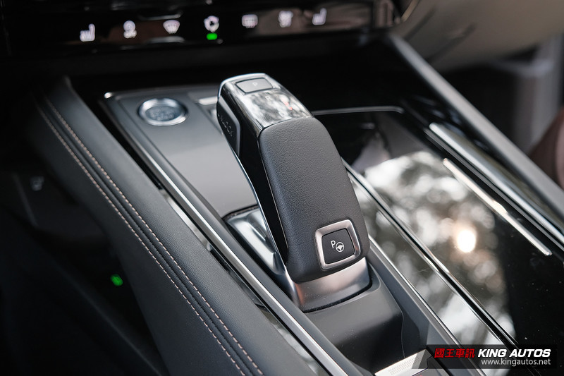 國王駕道︱除了顏值高、有內涵 《Peugeot 508 SW》還有哪些難以抗拒的魅力? 國王駕道︱除了顏值高、有內涵 《Peugeot 508 SW》還有哪些難以抗拒的魅力?